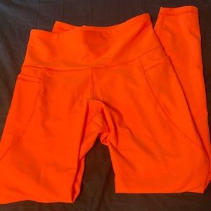 Old navy leggings. Size medium